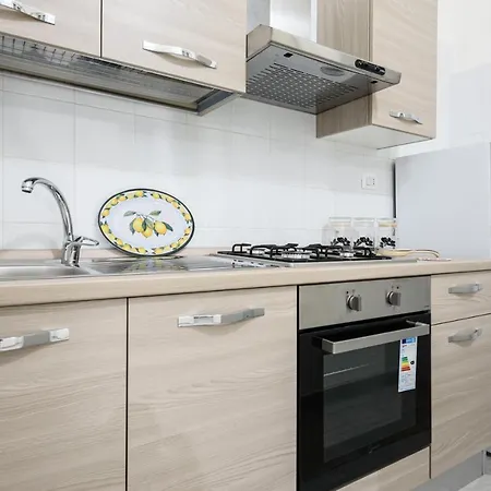Vico Mastellone 16 Apartment Naples